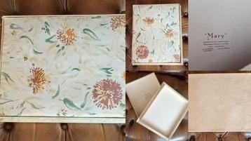 Oude chocolade doos, Mary Delluc, vintage luxe box ca '50 beschikbaar voor biedingen