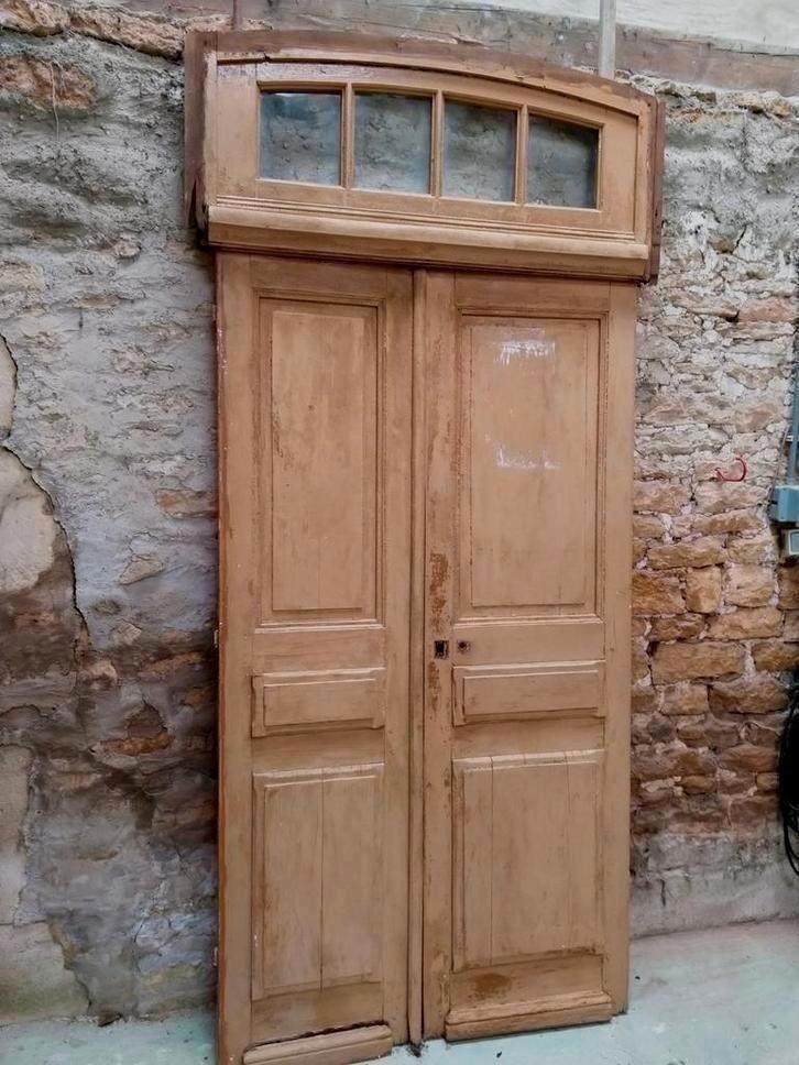 Imposant oud zwaar voordeur set ( +bovenlicht) uit frankrijk, Antiek en Kunst, Curiosa en Brocante, Ophalen