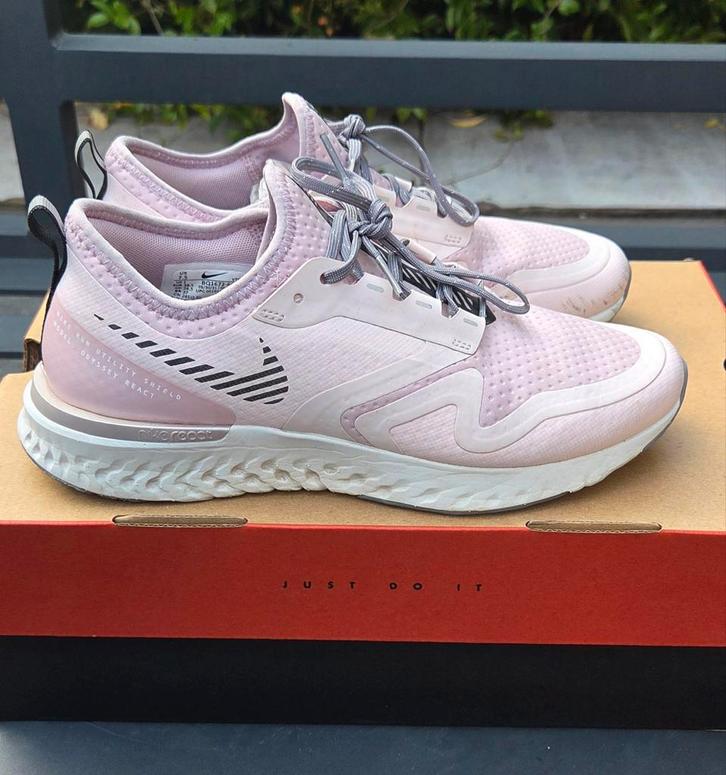 Nike Odyssey React 2 Shield Roze (38.5), Kleding | Dames, Schoenen, Zo goed als nieuw, Sneakers of Gympen, Roze, Ophalen of Verzenden