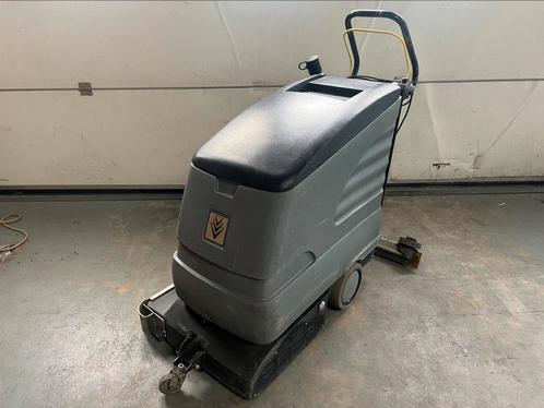 Kärcher compact schrobmachine, Doe-het-zelf en Verbouw, Reinigingsmachines, Gebruikt, Schrobmachine, Ophalen