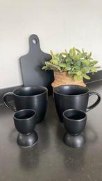 H&M HOME mokken, eierdopjes, Huis en Inrichting, Keuken | Servies, Ophalen of Verzenden, Zo goed als nieuw, Overige stijlen, Kop(pen) en/of Schotel(s)
