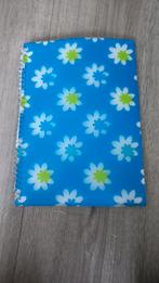 2 schriften, Ophalen of Verzenden, Zo goed als nieuw