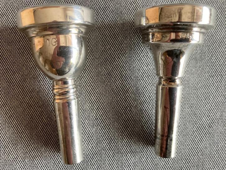 Bass Trombone Mondstuk & Demper, Muziek en Instrumenten, Blaasinstrumenten | Trombones, Zo goed als nieuw, Bas, Ophalen