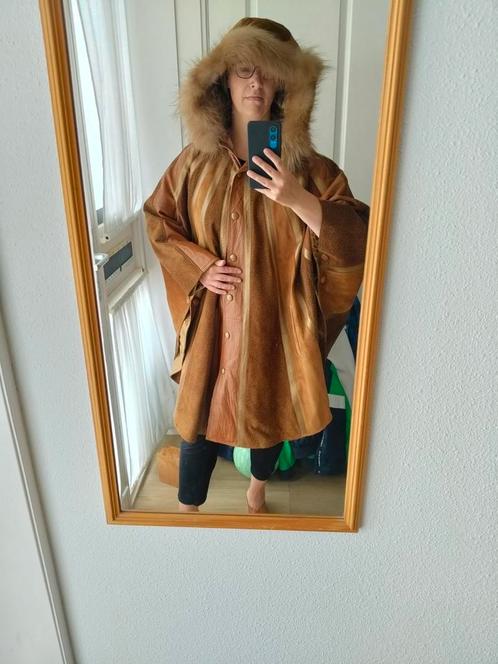 Prachtige unieke zacht leren bruine cape, Kleding | Dames, Jassen | Winter, Zo goed als nieuw, Maat 46/48 (XL) of groter, Bruin