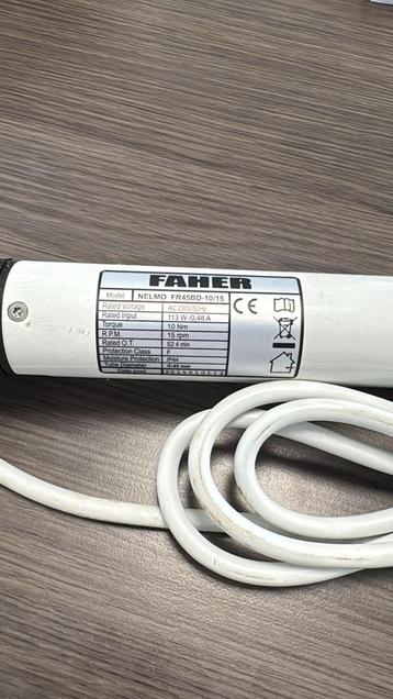 Rolluik motor beschikbaar voor biedingen