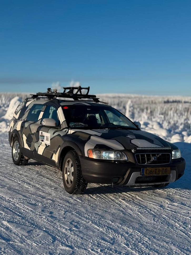 Volvo XC70 2.4 D5 AWD Geartronic Carbagerunner | Barrelrace, Auto's, Volvo, Particulier, XC70, 4x4, ABS, Airbags, Airconditioning