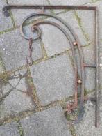 Smeedijzer wandhaak muurhaak antiek brocante, Ophalen, Zo goed als nieuw