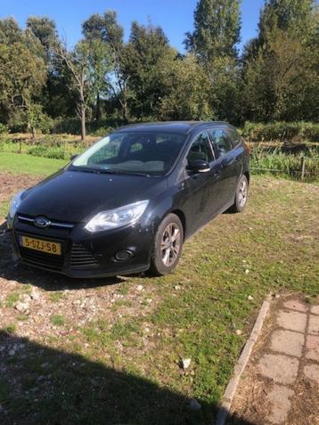 Ford Focus 1.0 Ecoboost LET OP TIK IN DE MOTOR !!! beschikbaar voor biedingen