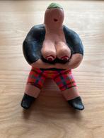 Trijnie Wubbolt Aardewerk Beeldje, Antiek en Kunst, Kunst | Beelden en Houtsnijwerken, Ophalen of Verzenden