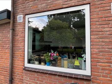 Kunsstof raam beschikbaar voor biedingen