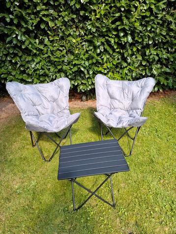 Camping Vouwstoelen Set met Tafeltje beschikbaar voor biedingen