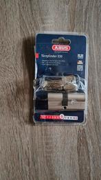 Nieuwe ABUS Türzylinder E30, Doe-het-zelf en Verbouw, Hang- en Sluitwerk, Ophalen of Verzenden, Nieuw, Overige materialen, Slot