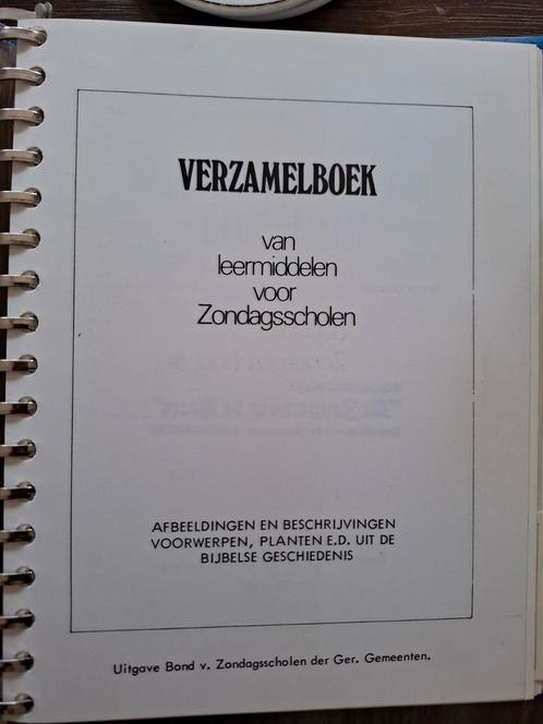 Verzamelboek zondagsschool plaatjes, Verzamelen, Religie, Zo goed als nieuw, Christendom | Protestants, Kaart of Prent, Ophalen of Verzenden