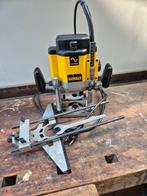Dewalt DW 625E Bovenfrees, Doe-het-zelf en Verbouw, Gereedschap | Freesmachines, Gebruikt, Ophalen of Verzenden, Bovenfrees, Dewalt