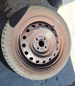 Winterbanden Toyota Yaris - 15 inch, Ophalen, Gebruikt, 15 inch, Banden en Velgen
