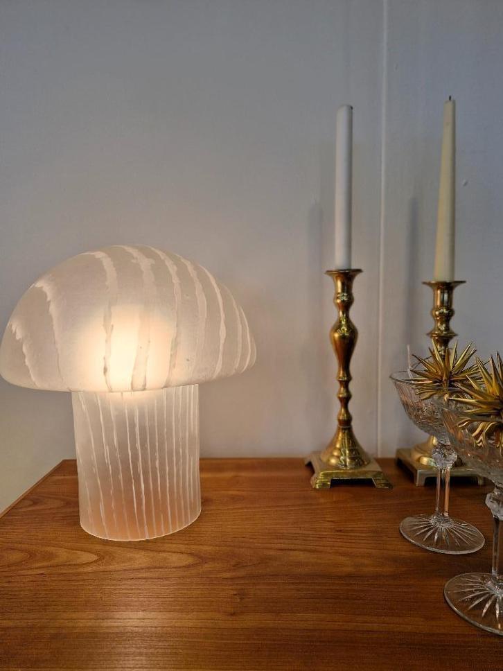Vintage mushroom tafellamp glas wit jaren 70, Huis en Inrichting, Lampen | Tafellampen, Gebruikt, Minder dan 50 cm, Glas, Ophalen