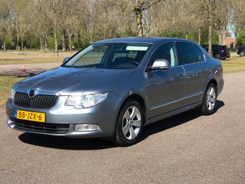 Skoda Superb 1.8 TSI 118KW DSG 2009 Grijs NW APK INRUIL M ! beschikbaar voor biedingen