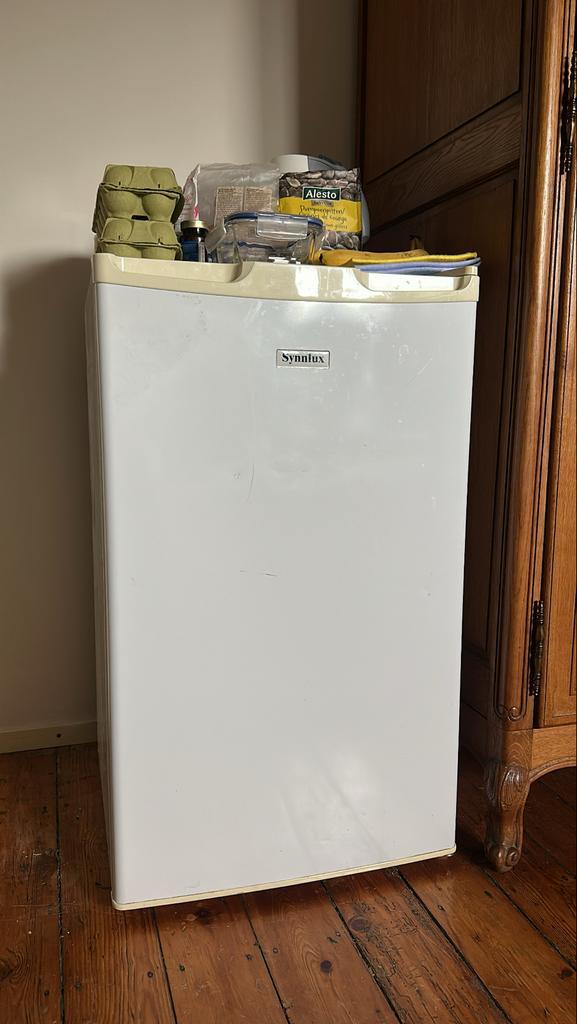 Synnlux Koelkast, Witgoed en Apparatuur, Koelkasten en IJskasten, Gebruikt, Zonder vriesvak, 75 tot 100 liter, 85 tot 120 cm, 45 tot 60 cm