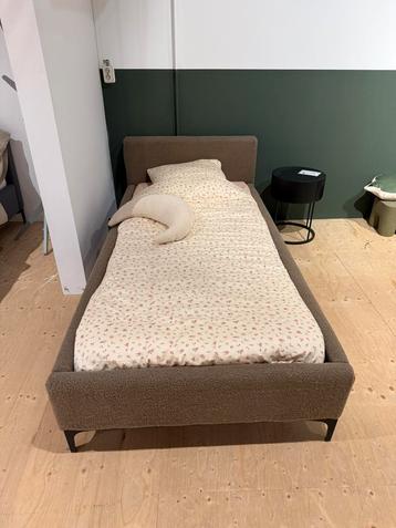 Kidsmill Square+ bed 90x200 beschikbaar voor biedingen