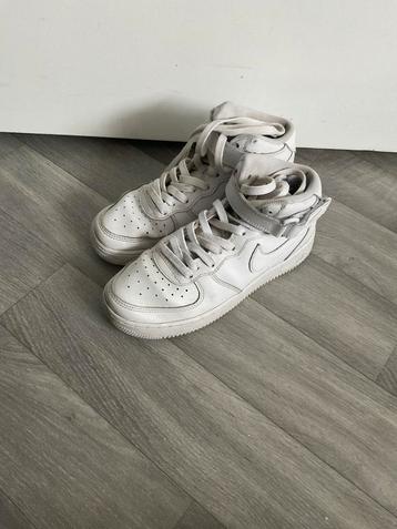 Nette nike schoenen te koop 