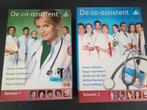 2 x dvd box   de Co-Assistent  seizoen 1 & 2, Cd's en Dvd's, Dvd's | Tv en Series, Boxset, Drama, Ophalen of Verzenden, Zo goed als nieuw