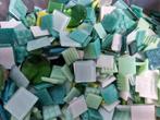 Mozaïek steentjes groen mix 1 kilo hobbyglas glasmozaiek, Hobby en Vrije tijd, Knutselen, Ophalen of Verzenden, Nieuw, Materiaal