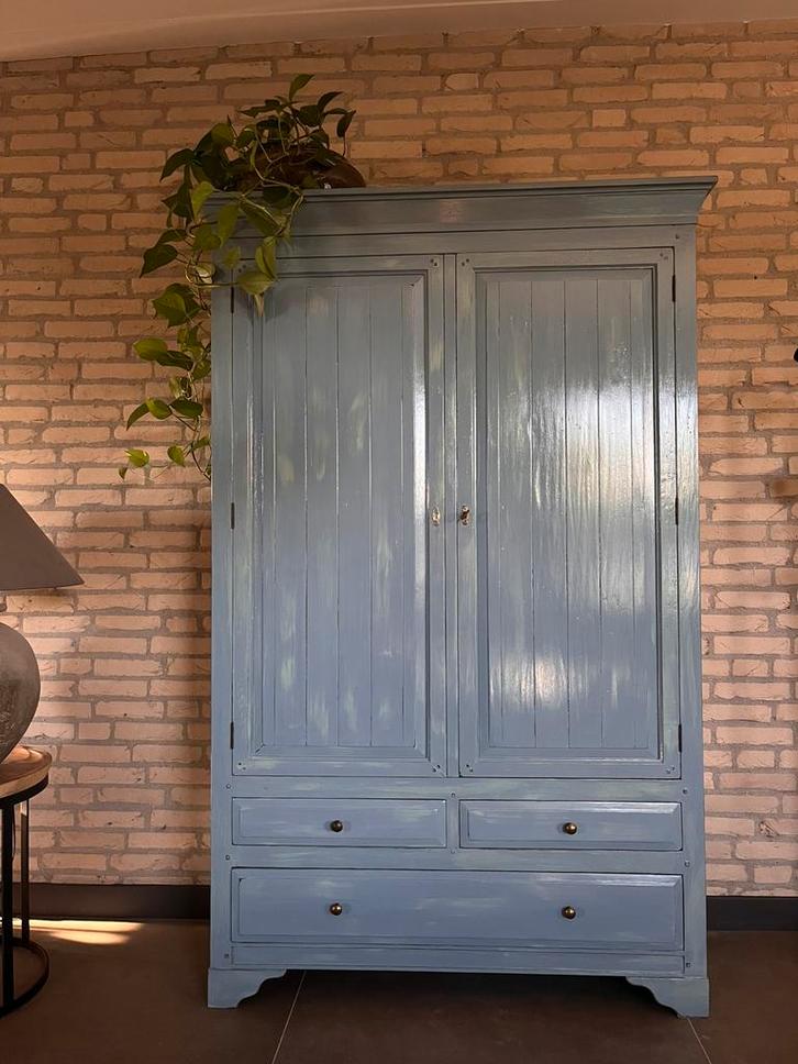 Fantastische kast, Huis en Inrichting, Kasten | Buffetkasten, Zo goed als nieuw, 150 tot 200 cm, 25 tot 50 cm, Ophalen
