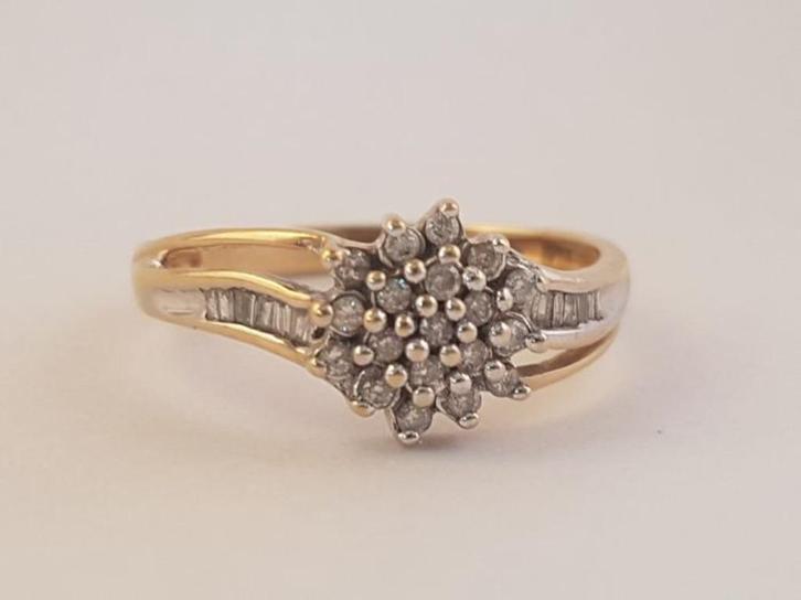 Mooie Gouden Damesring met Diamanten Rozet (Maat 17), Sieraden, Tassen en Uiterlijk, Ringen, Zo goed als nieuw, Dame, 17 tot 18