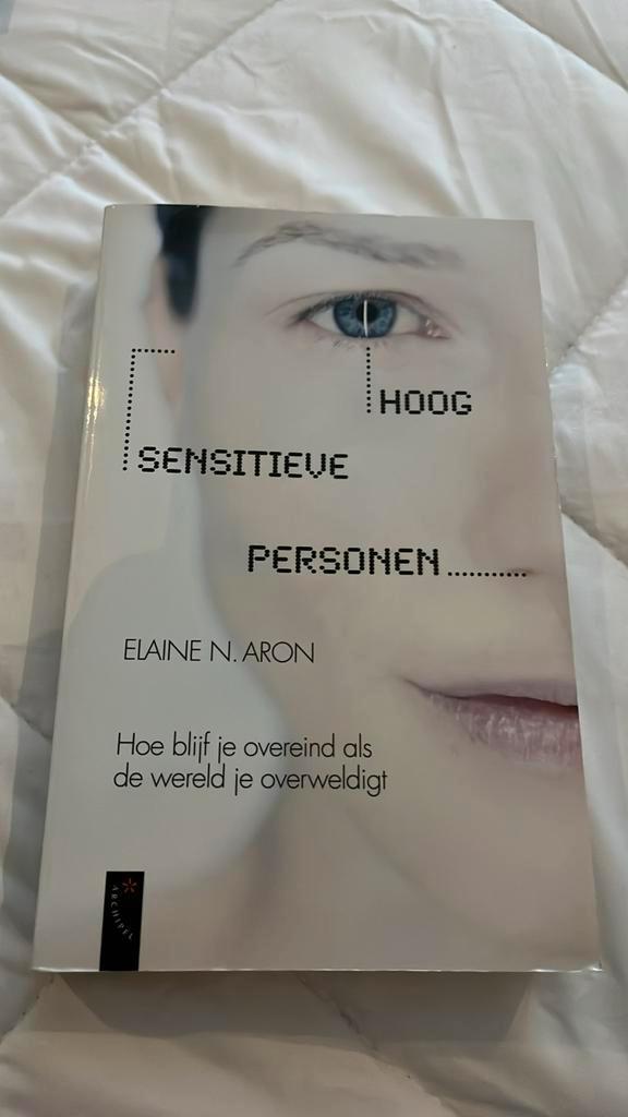 E.N. Aron - Hoog sensitieve personen, Boeken, Psychologie, Zo goed als nieuw, Ophalen of Verzenden