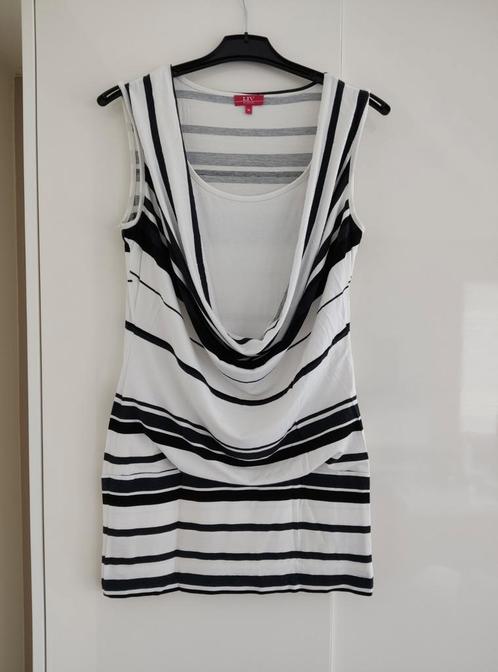 Lange top van Liv, maat m, Kleding | Dames, Tops, Zo goed als nieuw, Zonder mouw, Ophalen of Verzenden