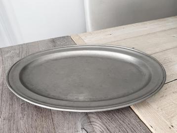 Grote antieke ovale tinnen schaal *HIT* beschikbaar voor biedingen
