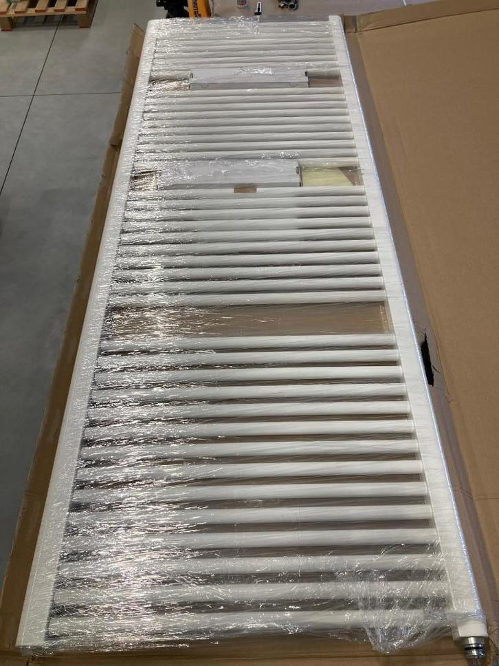 Vasco Iris HD-EL-A elektrische radiator 1682 x 600 1000 watt, Doe-het-zelf en Verbouw, Verwarming en Radiatoren, Nieuw, Radiator