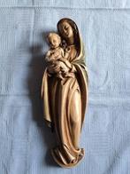 Beeldje Maria met kind, Ophalen of Verzenden, Zo goed als nieuw, Religie
