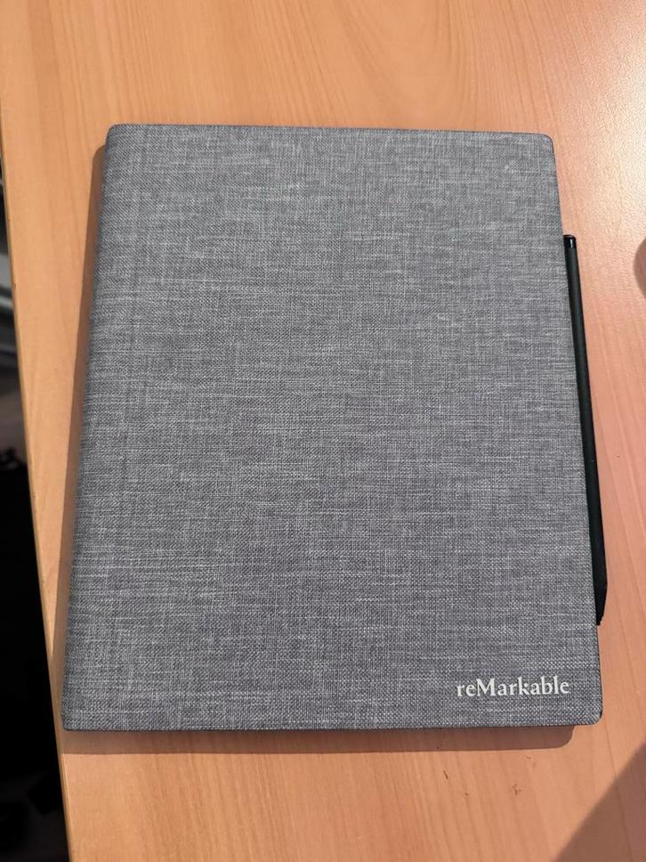 reMarkable 2 + Book Case Grijs - Perfecte Staat!, Computers en Software, E-readers, Zo goed als nieuw, 10 inch of meer, 8 GB, Touchscreen