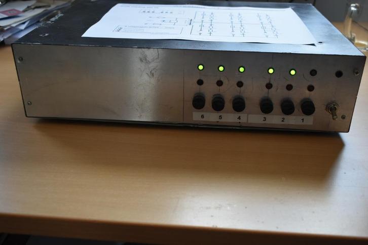 Marklin grote voeding 300 VA, Hobby en Vrije tijd, Modeltreinen | H0, Gebruikt, Transformator of Voeding, Wisselstroom, Märklin