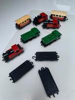 10 stuks Matchbox wagons en locomotieven voor 20 euro., Hobby en Vrije tijd, Modelauto's | Overige schalen, Overige typen, Gebruikt