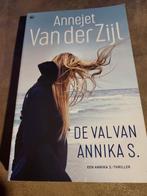 Annejet van der Zijl - De val van Annika S., Gelezen, Ophalen of Verzenden, Annejet van der Zijl