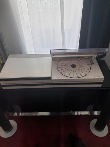 Witte B&O installatie 6500. beschikbaar voor biedingen