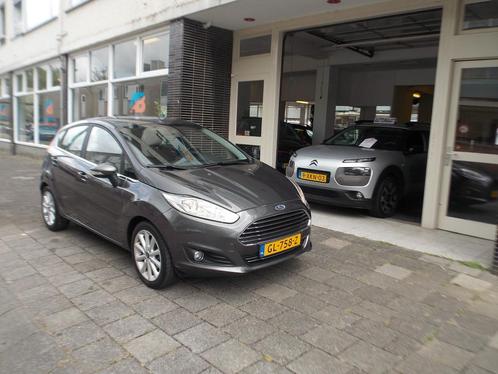 Ford Fiesta 1.0 EcoBoost Titanium NAVI LM VELGEN CAMERA CRUI, Auto's, Ford, Te koop, Fiësta, ABS, Achteruitrijcamera, Airbags