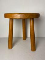 Brutalist eikenhouten kruk , jaren 70, Gebruikt, Onbekend, Ophalen of Verzenden, Onbekend