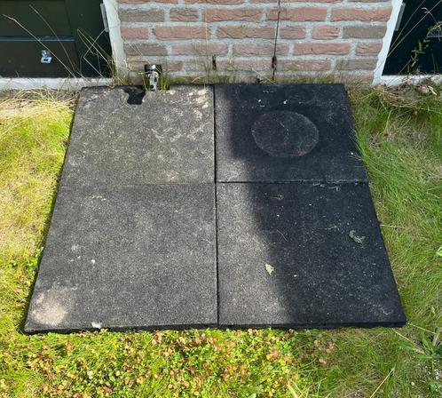 Rubber tegels 50x50cm zware tegels - nog 70 stuks, Tuin en Terras, Tegels en Klinkers, Zo goed als nieuw, Terrastegels, Rubber