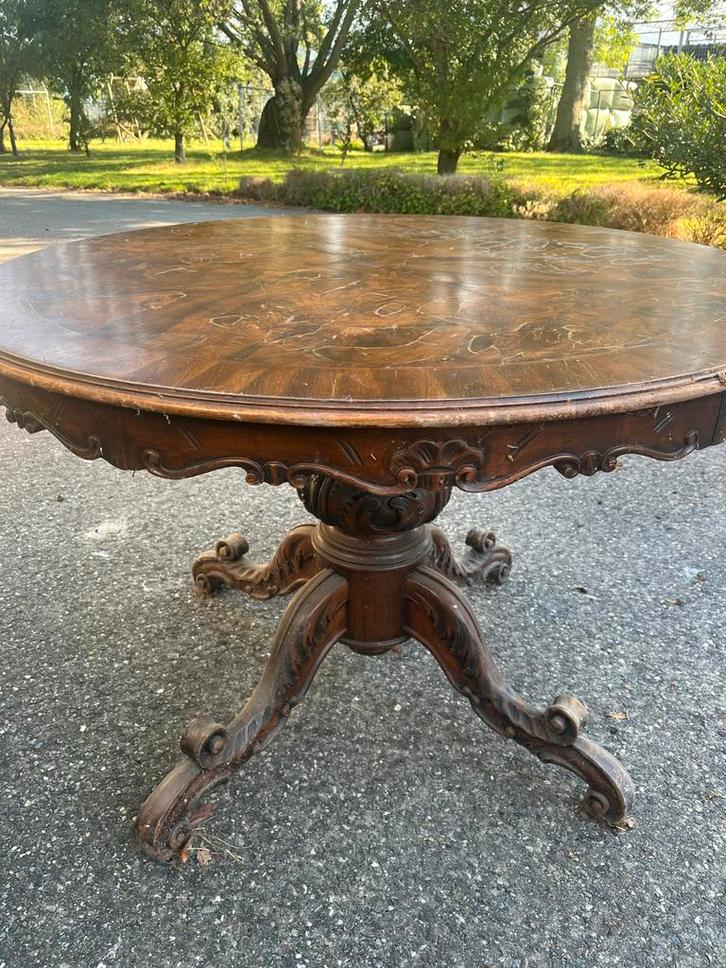 Antieke Tafel met Bewerkt Onderstel, Antiek en Kunst, Antiek | Meubels | Tafels, Ophalen