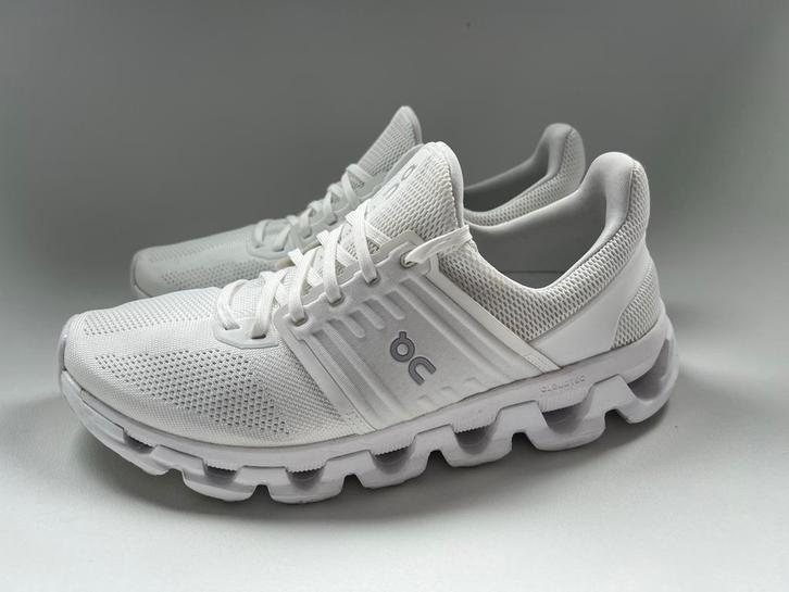 On Running CloudTec Wit - Zo goed als nieuw!, Kleding | Dames, Schoenen, Zo goed als nieuw, Sneakers of Gympen, Wit, Ophalen of Verzenden