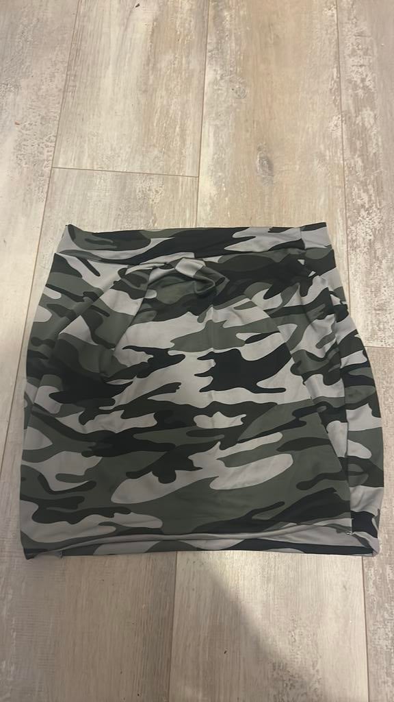 Leger rokje, Ophalen of Verzenden, Zo goed als nieuw, Groen, Boven de knie