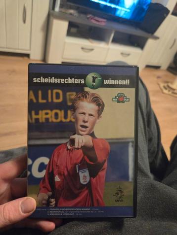 Scheidsrechters Winnen!! DVD Voetbal beschikbaar voor biedingen