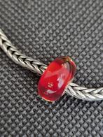 Trollbeads Trollbead rode bubbles retired, Sieraden, Tassen en Uiterlijk, Bedels, Glas of Kristal, Ophalen of Verzenden, Zo goed als nieuw