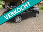 Volvo V40 2.0 D3 Momentum, Auto's, Euro 5, Gebruikt, Zwart, Leder en Stof