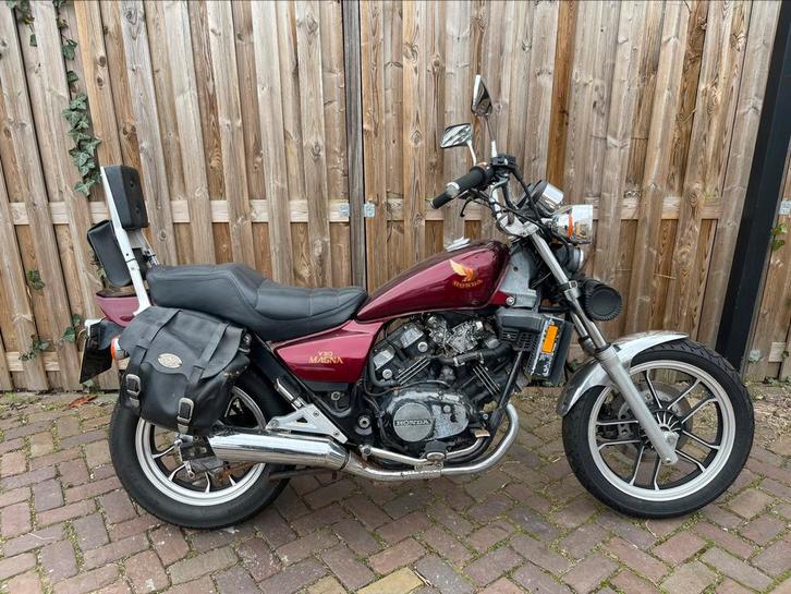 Honda V30 Magna Rijklaar!, Motoren, Motoren | Honda, Bedrijf, Chopper, meer dan 35 kW, 4 cilinders, Ophalen