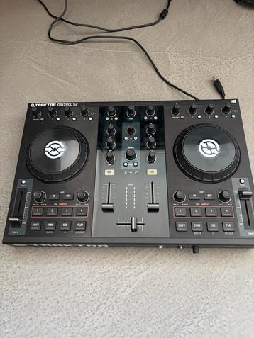 Native Instruments Traktor Kontrol S2 MK1 beschikbaar voor biedingen