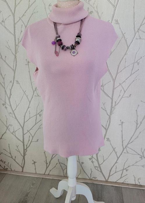 Dames top met ketting, Kleding | Dames, Tops, Zo goed als nieuw, Maat 36 (S), Roze, Zonder mouw, Ophalen of Verzenden